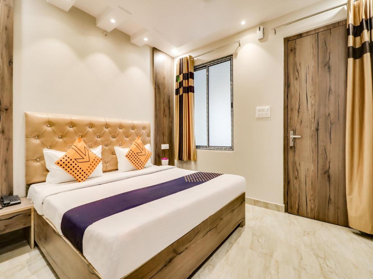 Spot On 69549 Hotel Shri Ram Kashi Muthiganj Exterior foto