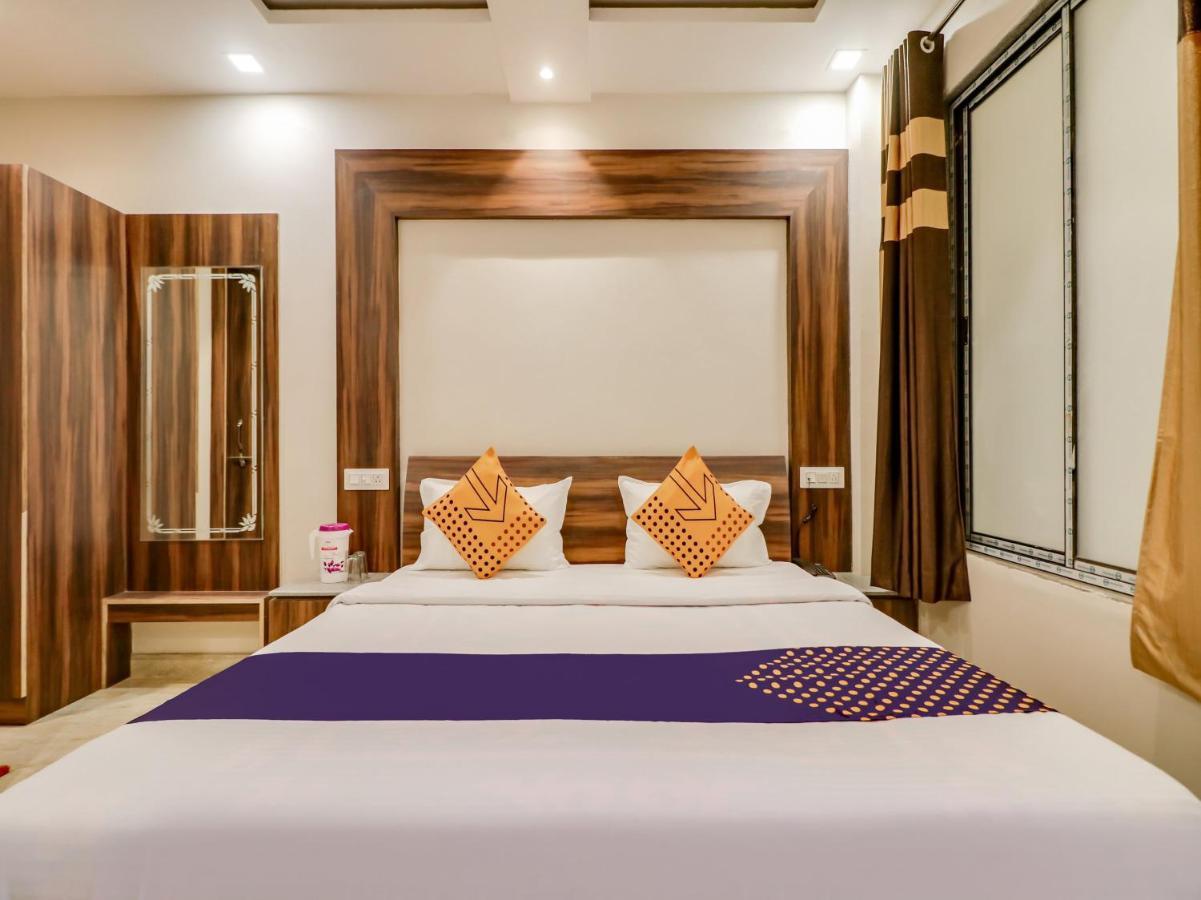 Spot On 69549 Hotel Shri Ram Kashi Muthiganj Exterior foto