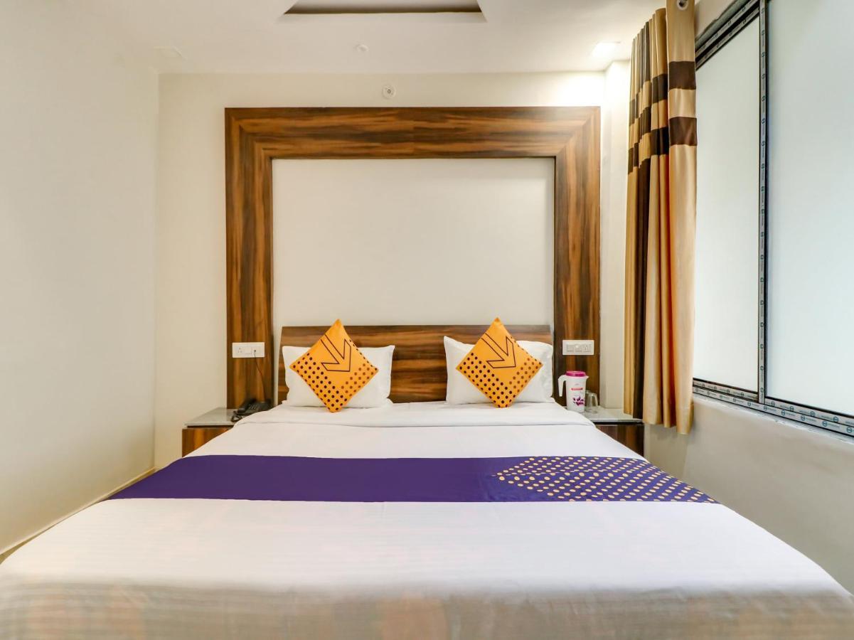 Spot On 69549 Hotel Shri Ram Kashi Muthiganj Exterior foto